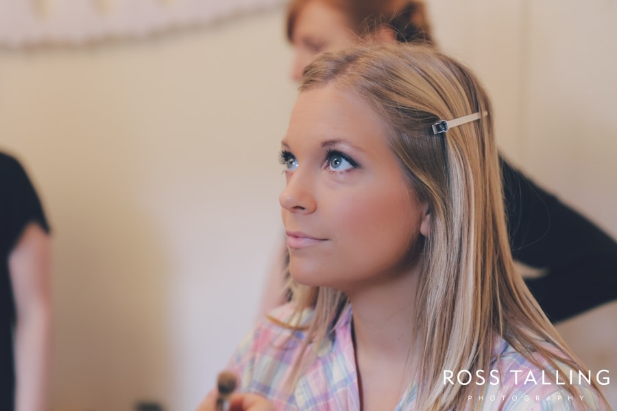 Manor Barn De La Warr Wedding Photography Bexhill003.jpg