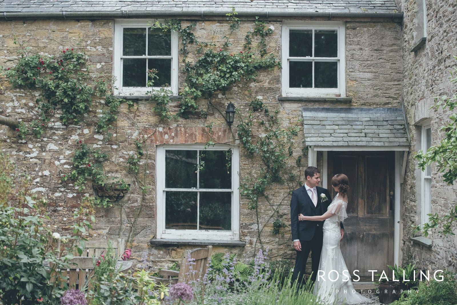 Wedding Photography Cornwall - Nancarrow Farm - Jess & Dave_0108
