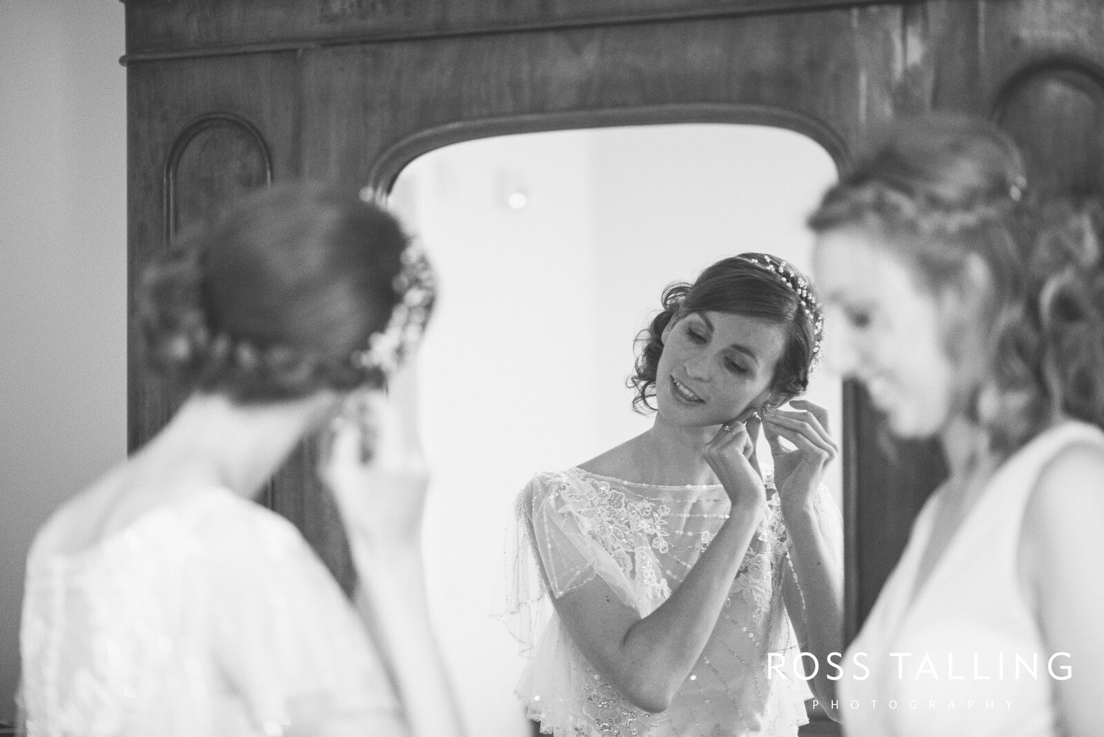 Wedding Photography Cornwall - Nancarrow Farm - Jess & Dave_0016