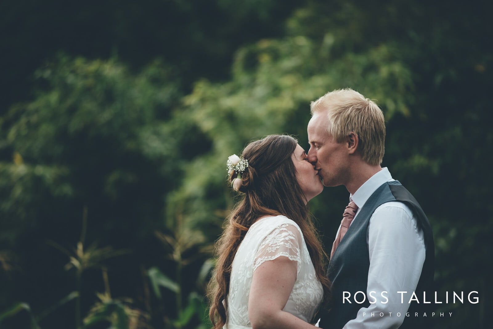 Nancarrow Farm Wedding Photography Brooke & Gary_0092