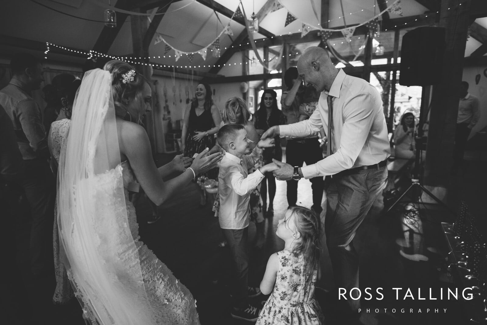 Nancarrow Farm Wedding Photography Cornwall - Laura & Danny_0140