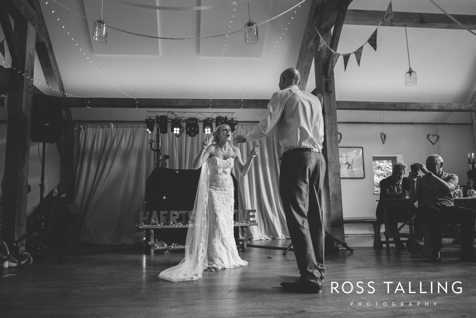 Nancarrow Farm Wedding Photography Cornwall - Laura & Danny_0136