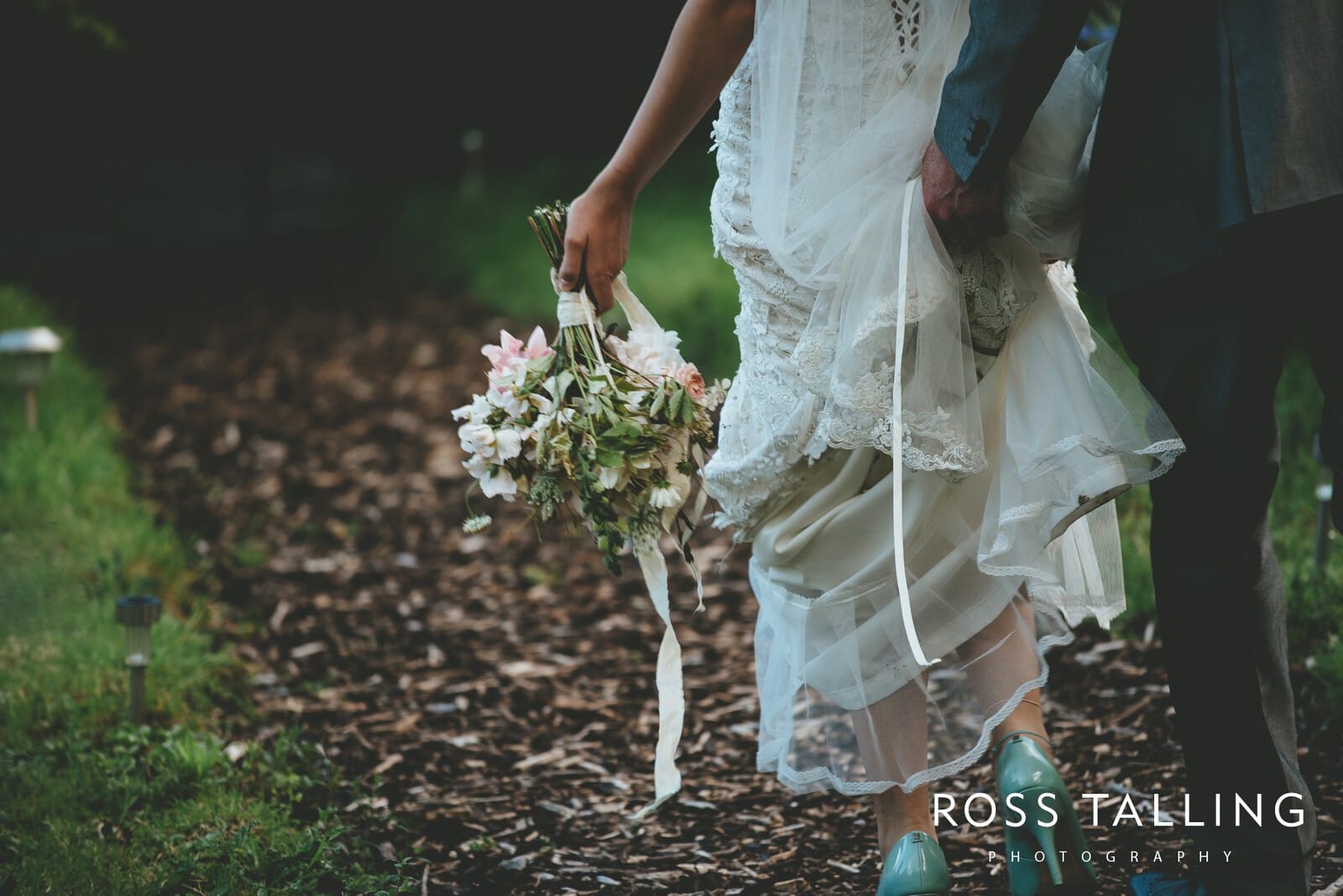 Nancarrow Farm Wedding Photography Cornwall - Laura & Danny_0127
