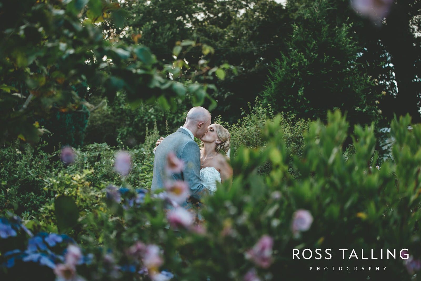 Nancarrow Farm Wedding Photography Cornwall - Laura & Danny_0126