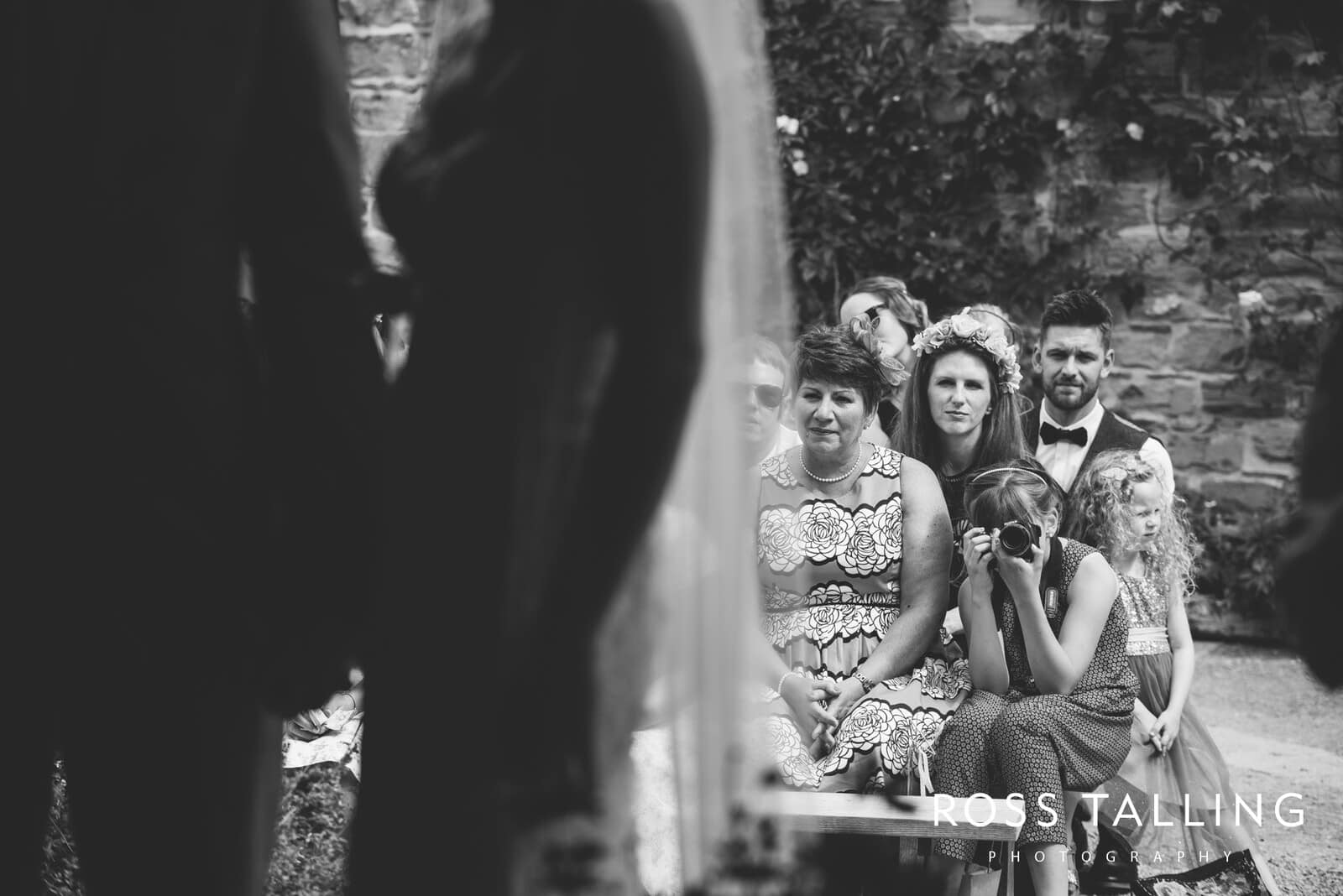 Nancarrow Farm Wedding Photography Cornwall - Laura & Danny_0051