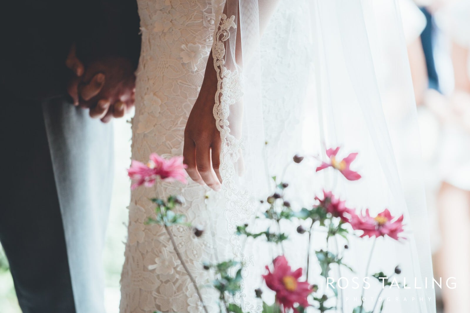 Nancarrow Farm Wedding Photography Cornwall - Laura & Danny_0050