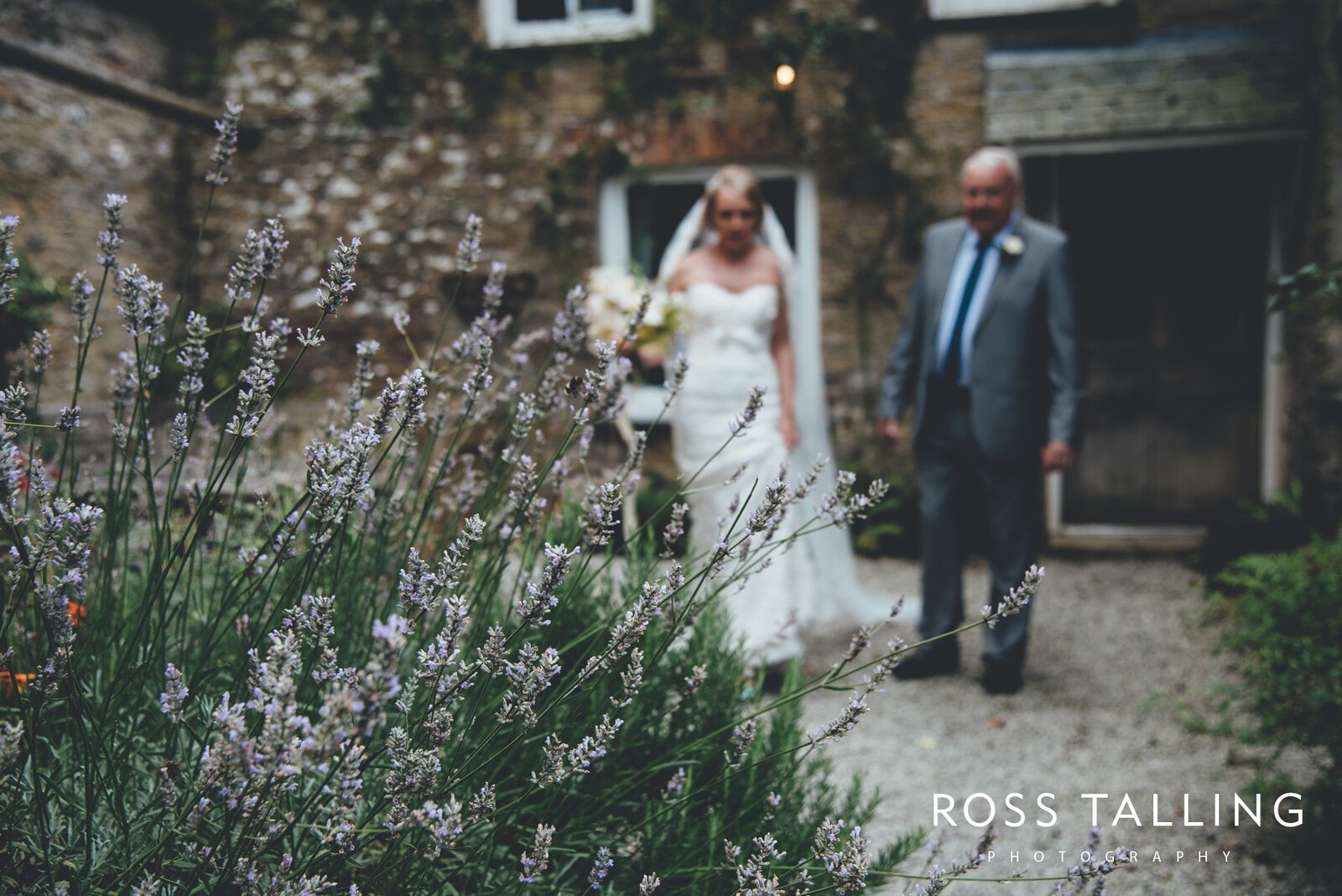 Nancarrow Farm Wedding Photography Cornwall - Laura & Danny_0037