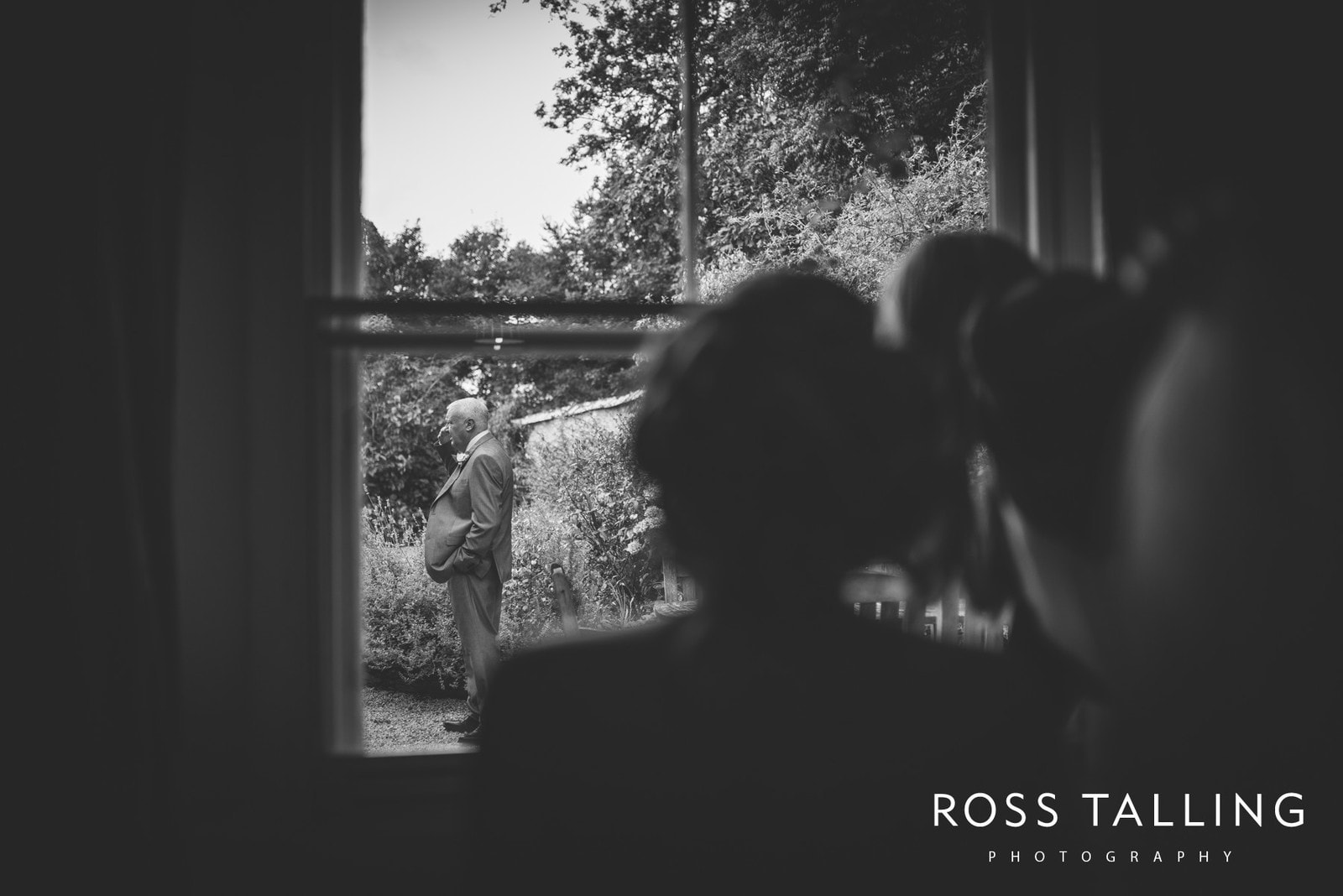 Nancarrow Farm Wedding Photography Cornwall - Laura & Danny_0030
