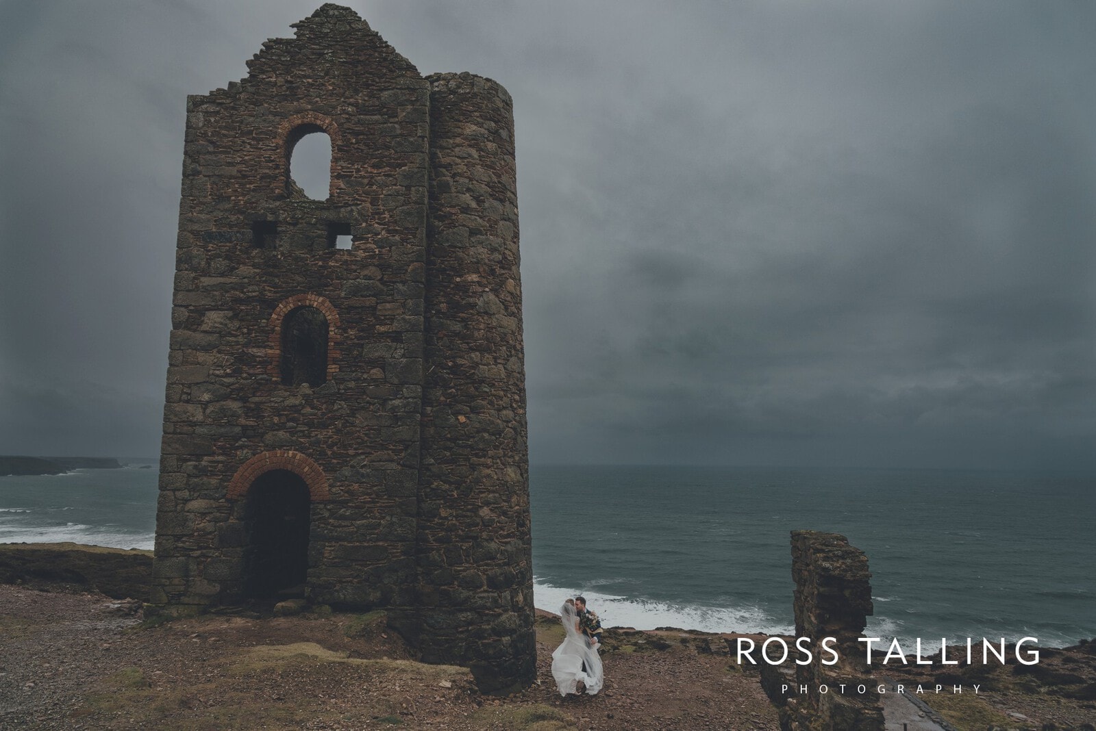 Emma & Paul Cornwall Wedding Photography_0083