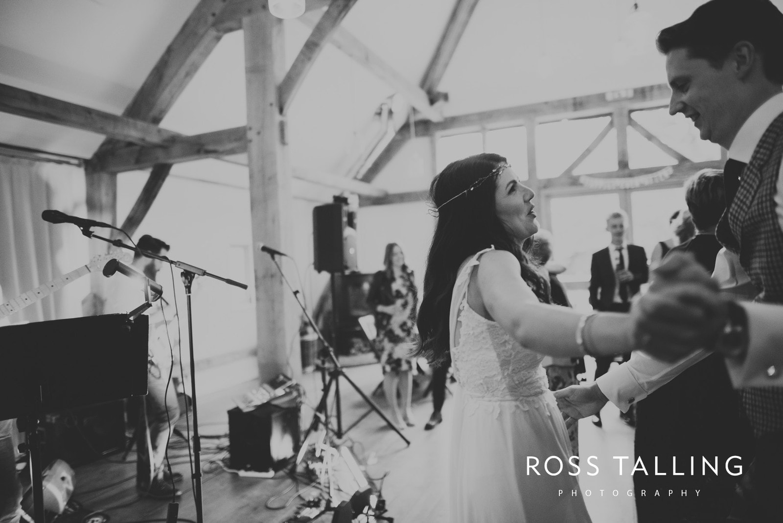 Melanie & Sean's Nancarrow Farm Wedding Photography Cornwall_0156