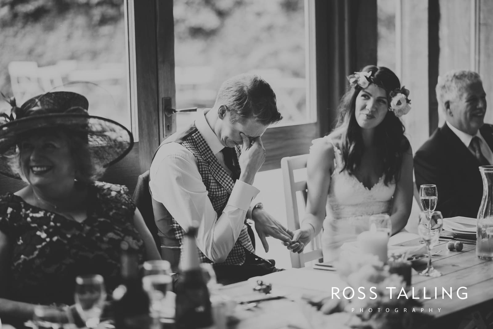 Melanie & Sean's Nancarrow Farm Wedding Photography Cornwall_0134