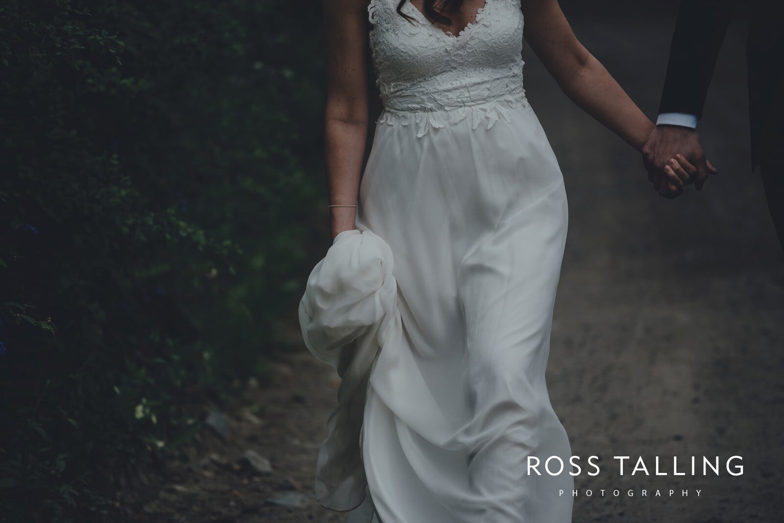 Melanie & Sean's Nancarrow Farm Wedding Photography Cornwall_0097