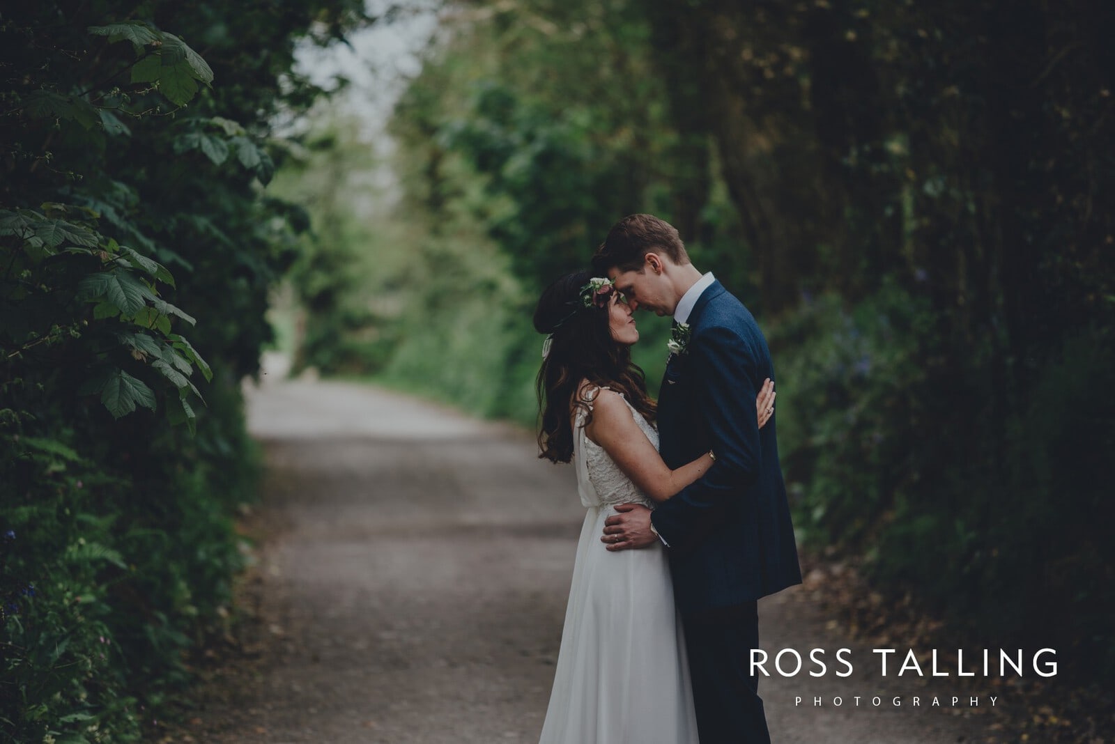 Melanie & Sean's Nancarrow Farm Wedding Photography Cornwall_0094
