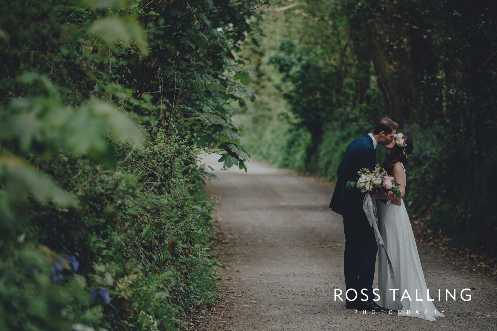 Melanie & Sean's Nancarrow Farm Wedding Photography Cornwall_0091