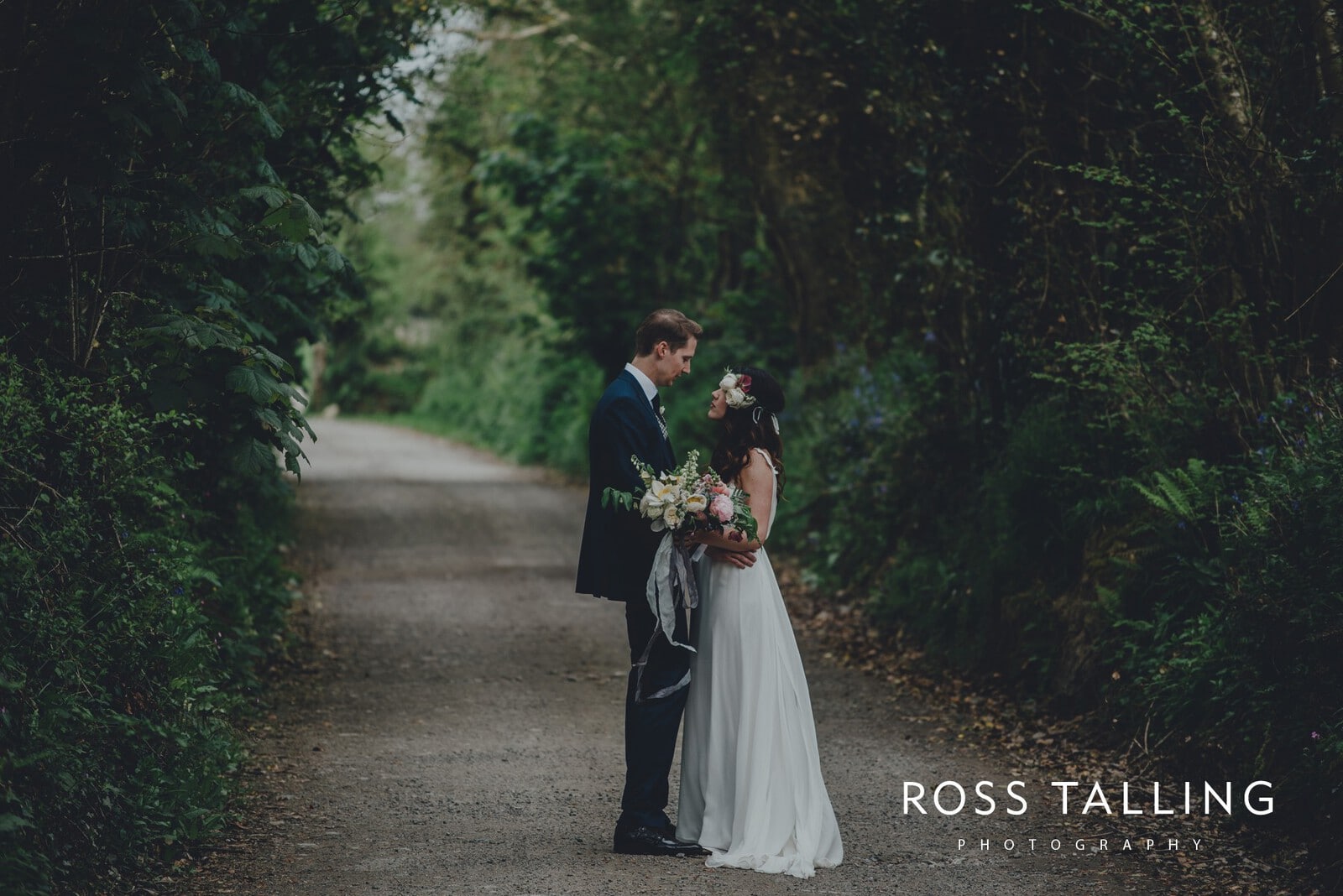Melanie & Sean's Nancarrow Farm Wedding Photography Cornwall_0090