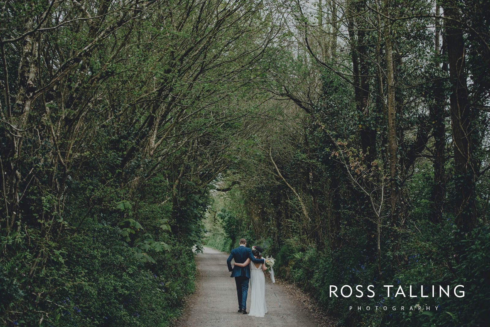 Melanie & Sean's Nancarrow Farm Wedding Photography Cornwall_0088