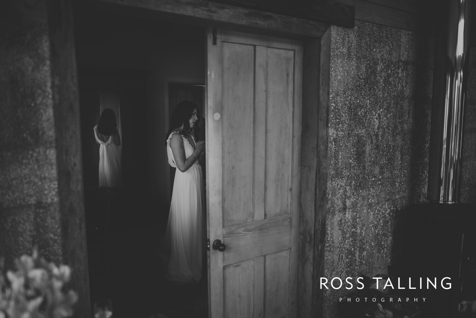 Melanie & Sean's Nancarrow Farm Wedding Photography Cornwall_0015