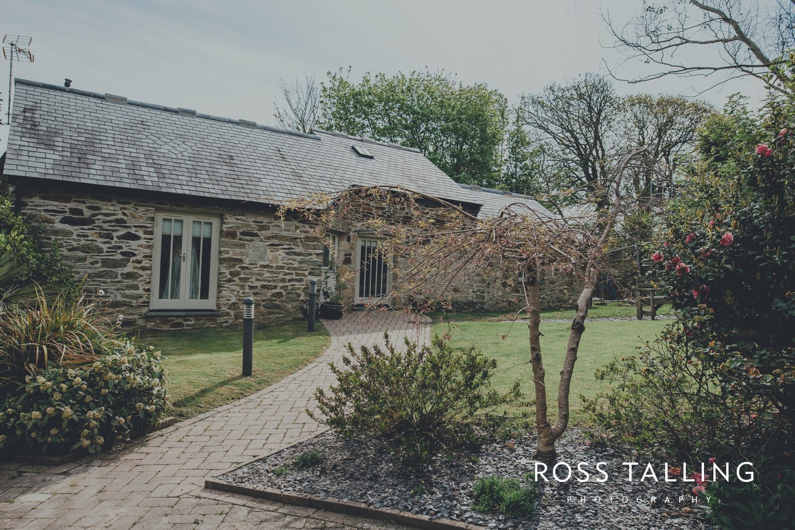 Sarah & Dean's Wedding Photography Cornwall_0000