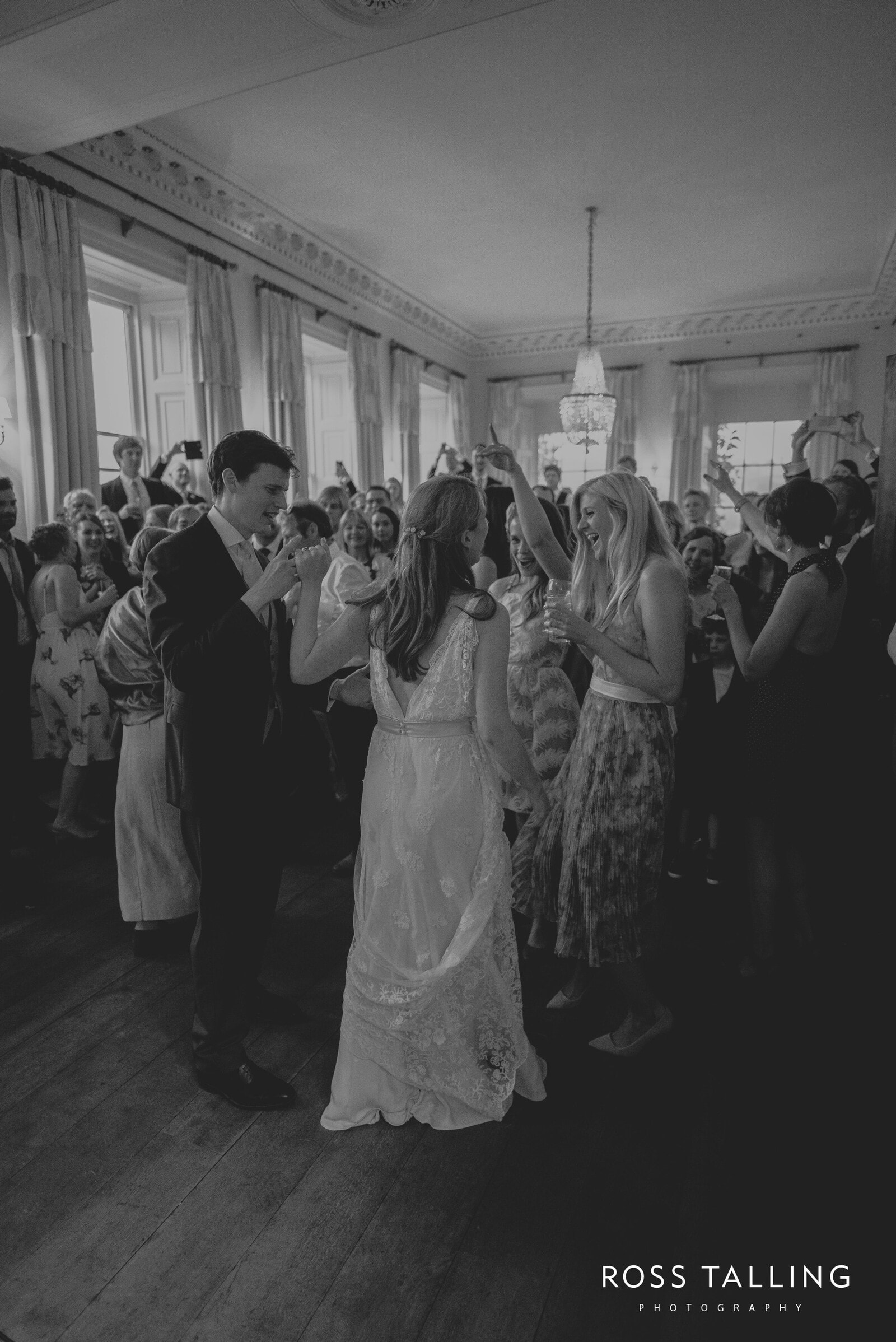 Pynes House Wedding Photography Devon_0143