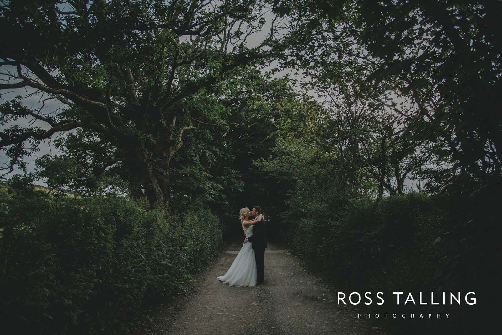 Nancarrow Farm Wedding Photography Cornwall_0211