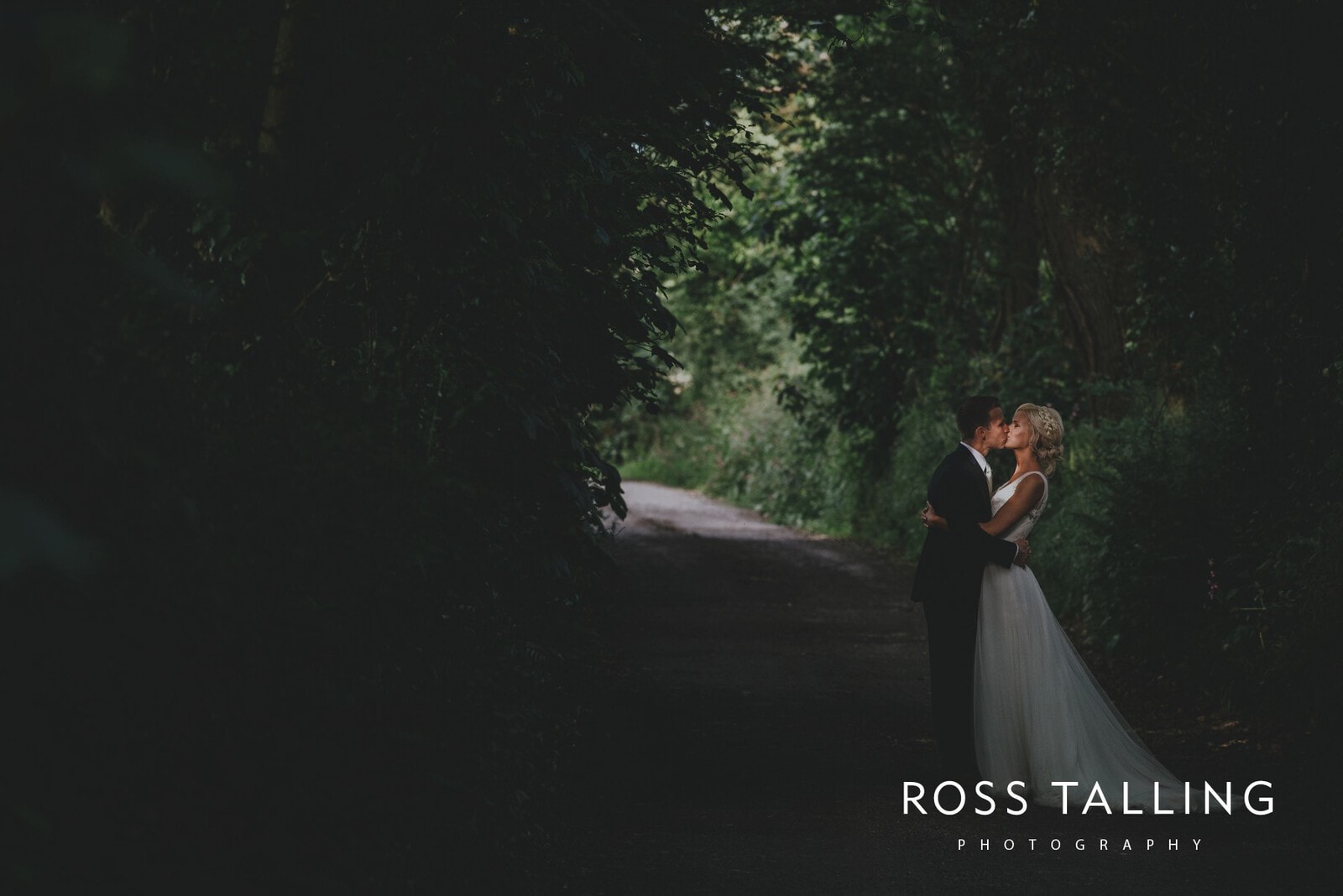 Nancarrow Farm Wedding Photography Cornwall_0209