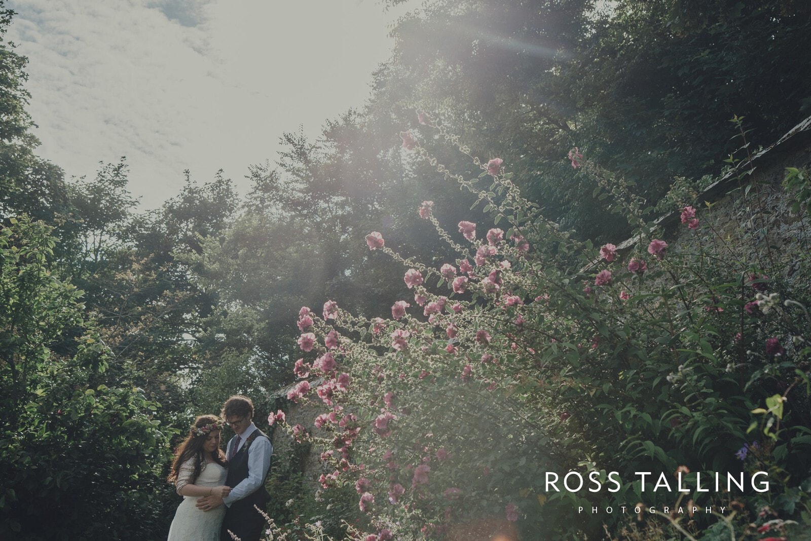 zara-adey-nancarow-farm-wedding-photography-cornwall_0148