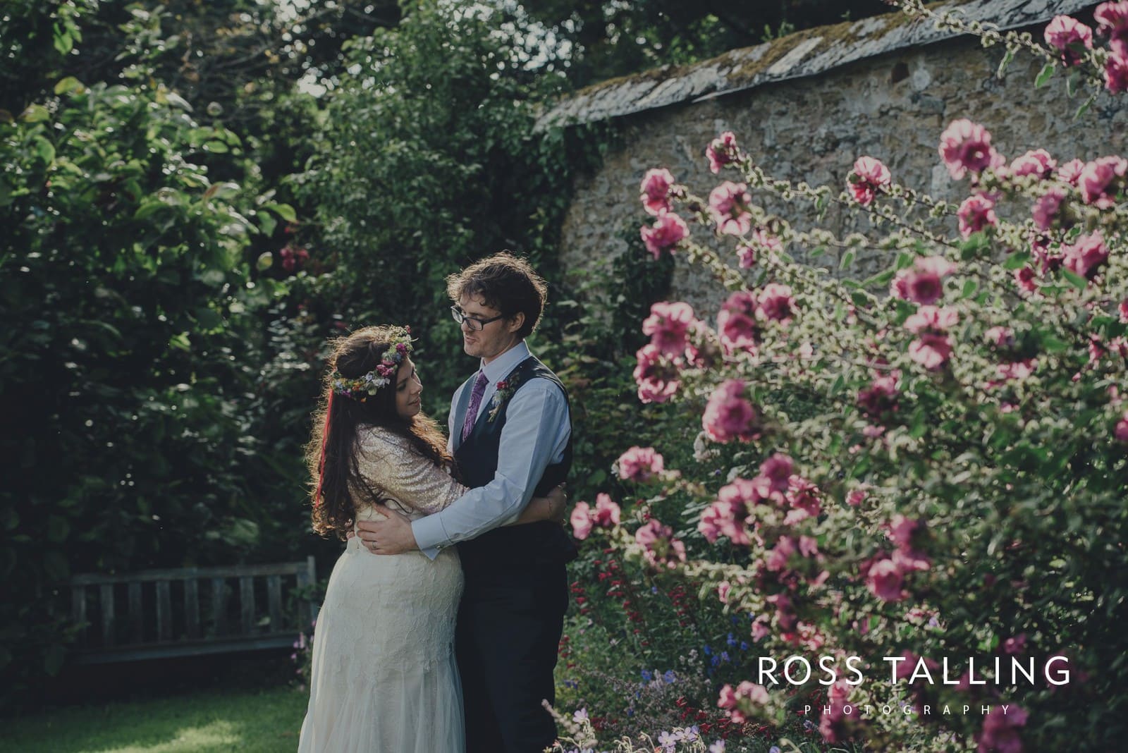 zara-adey-nancarow-farm-wedding-photography-cornwall_0147