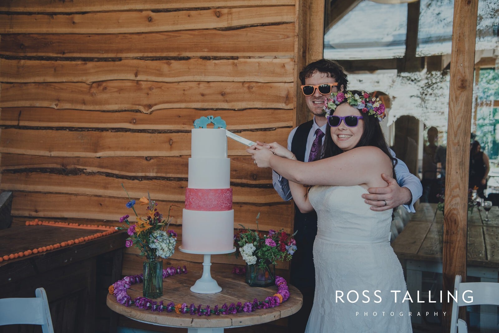 zara-adey-nancarow-farm-wedding-photography-cornwall_0125