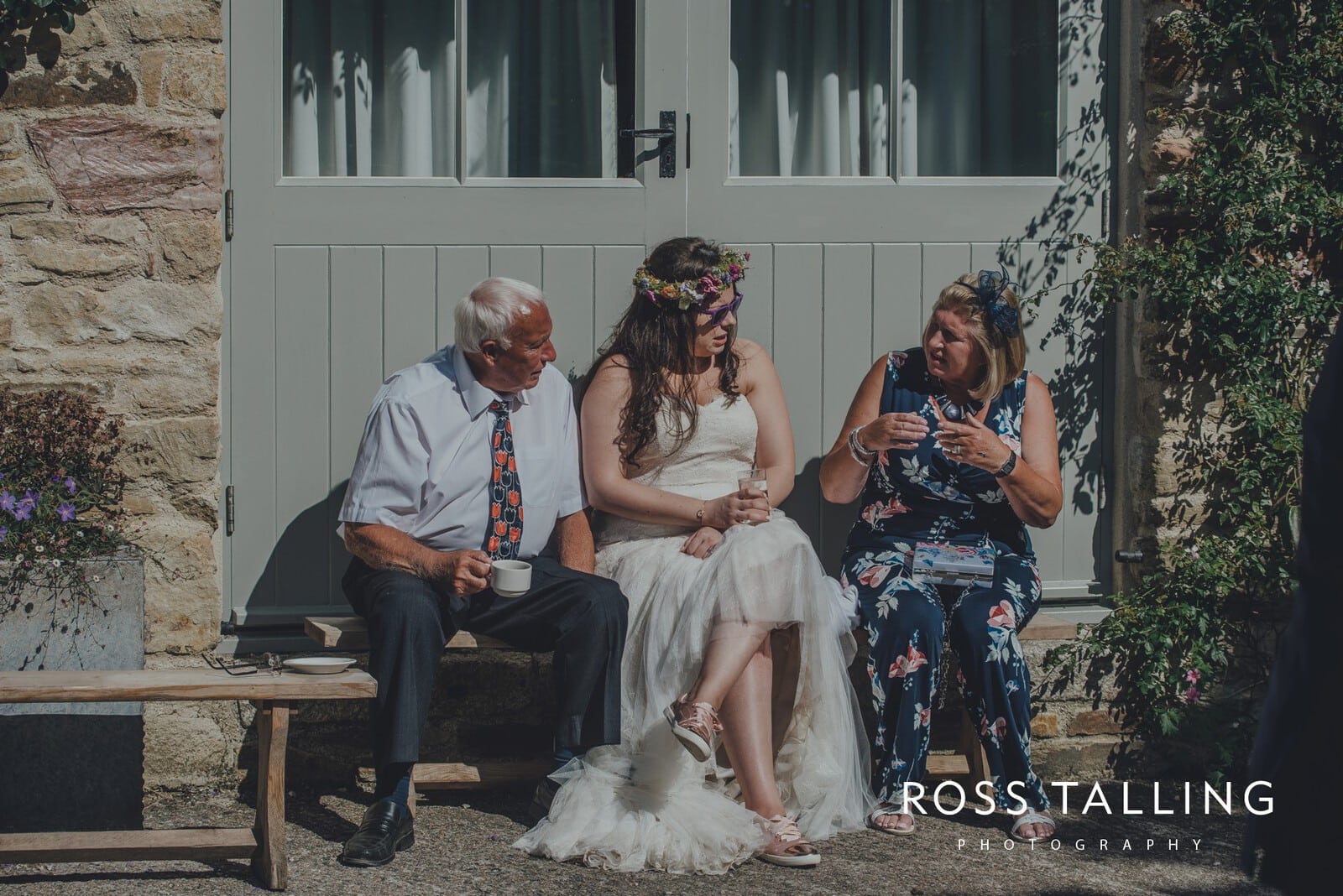 zara-adey-nancarow-farm-wedding-photography-cornwall_0122