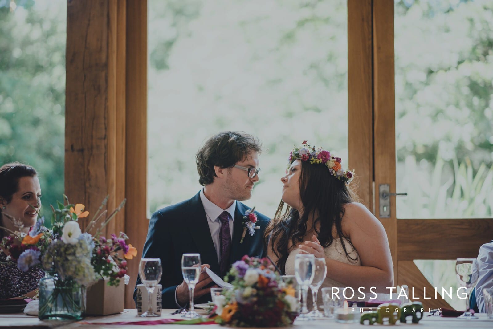 zara-adey-nancarow-farm-wedding-photography-cornwall_0108