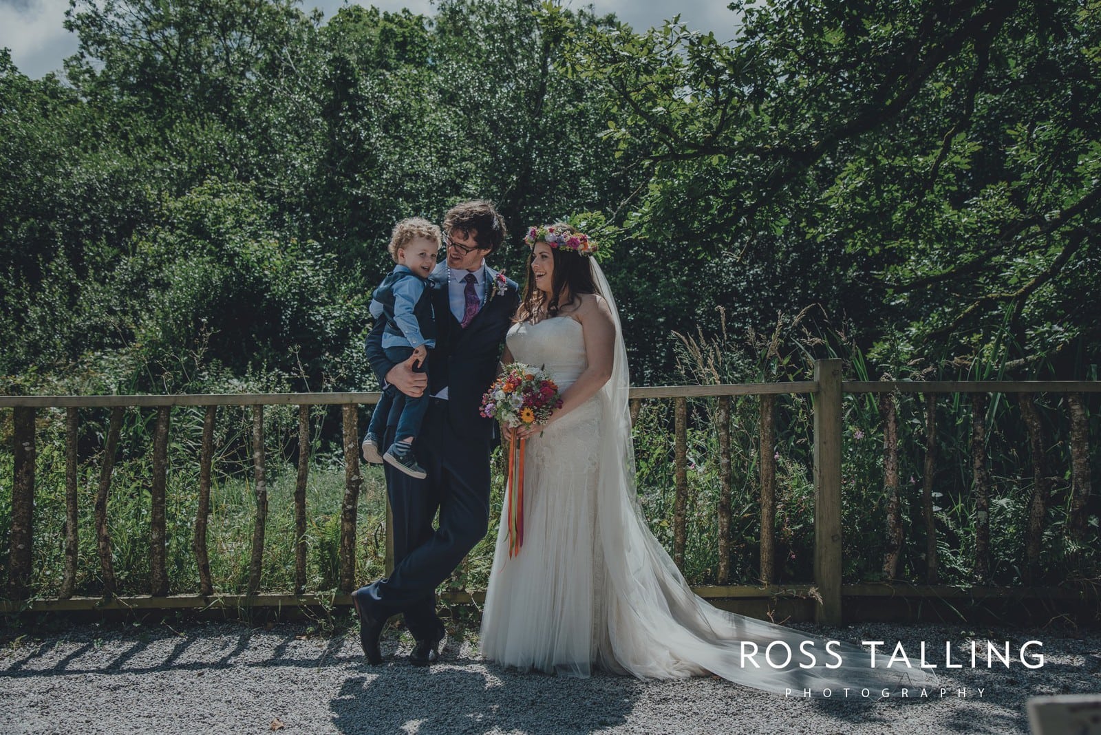 zara-adey-nancarow-farm-wedding-photography-cornwall_0091
