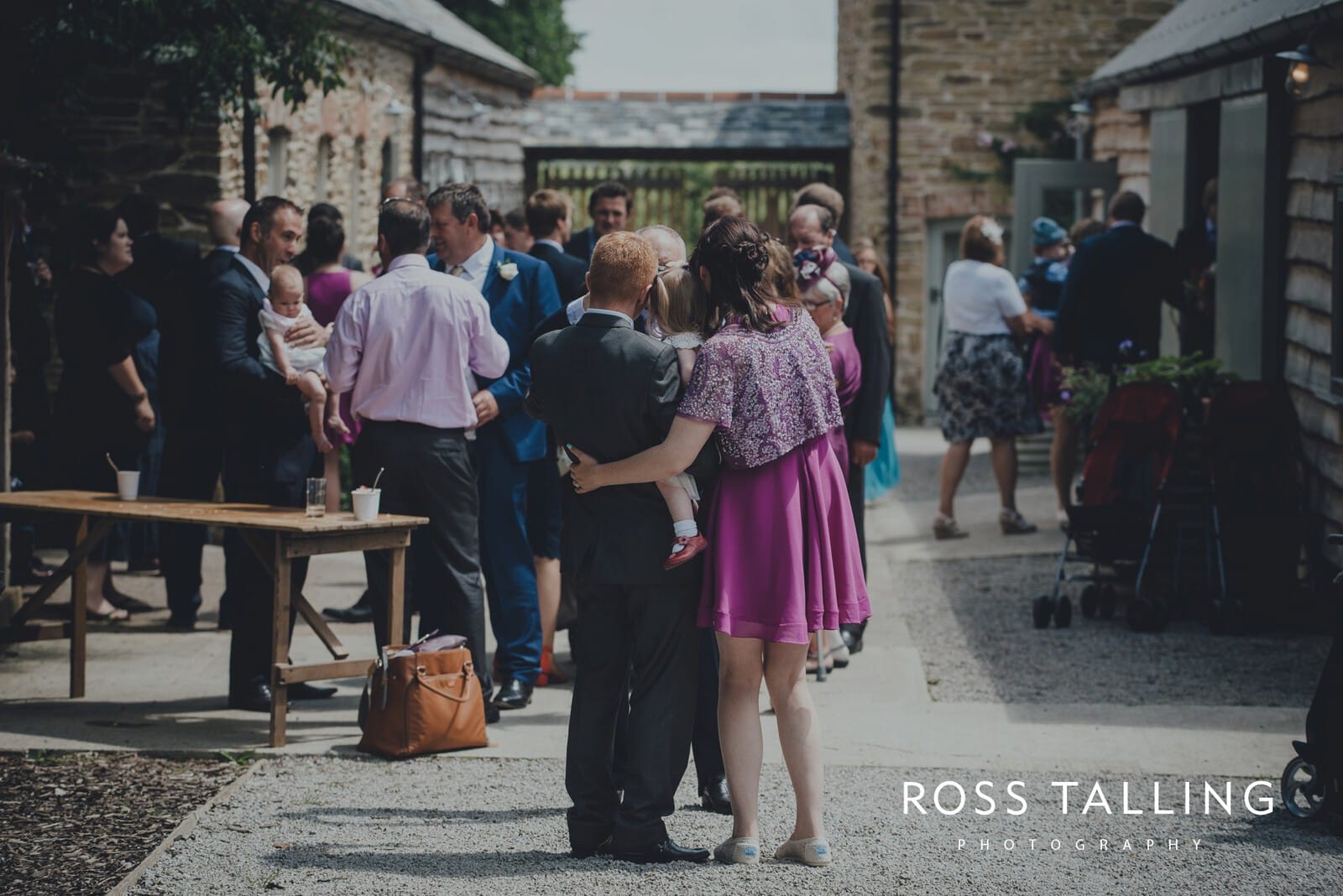 zara-adey-nancarow-farm-wedding-photography-cornwall_0086
