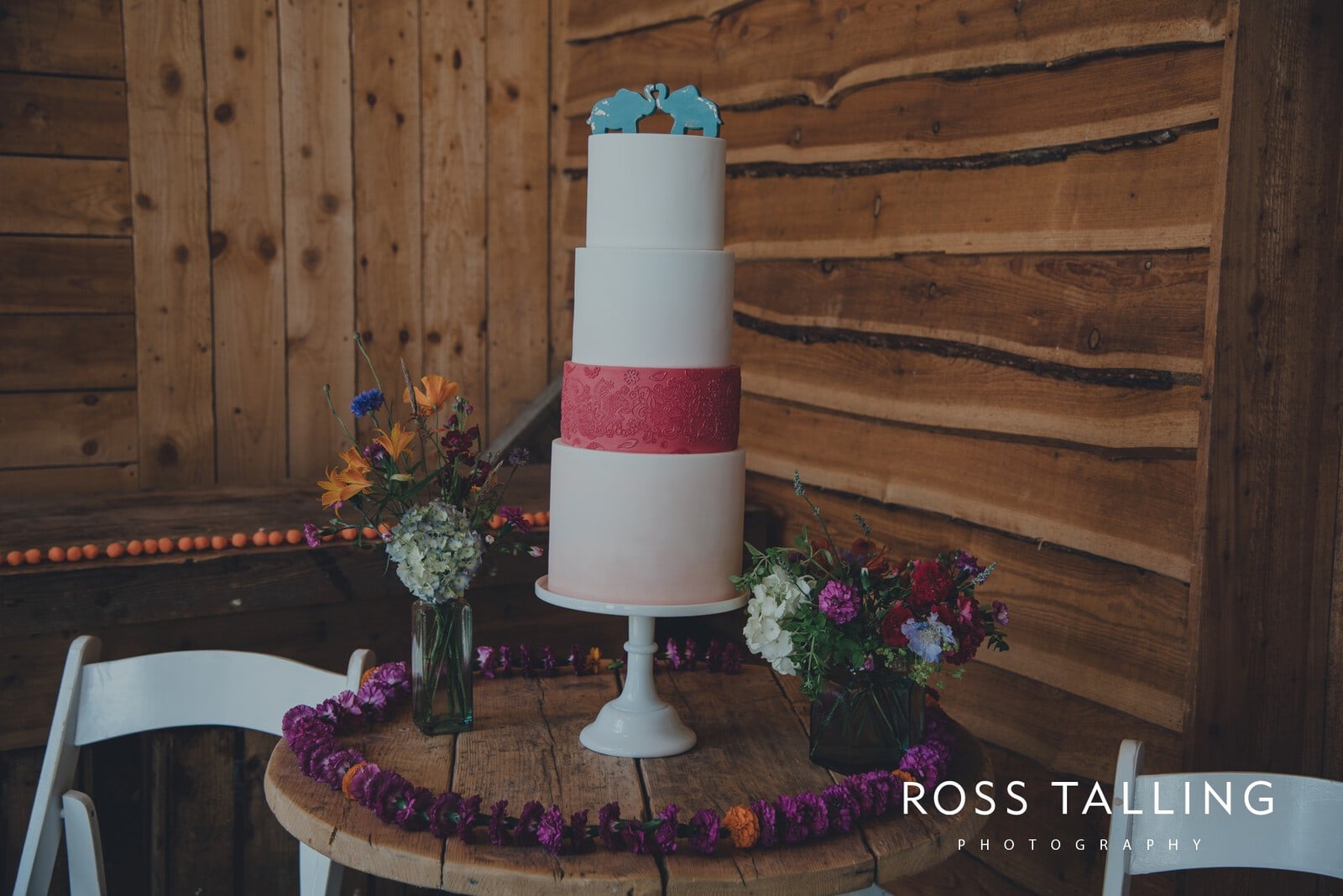 zara-adey-nancarow-farm-wedding-photography-cornwall_0079