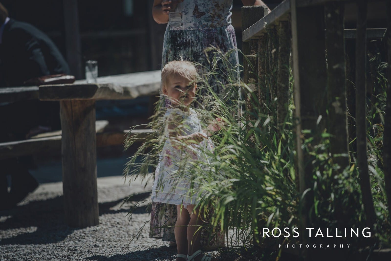 zara-adey-nancarow-farm-wedding-photography-cornwall_0076