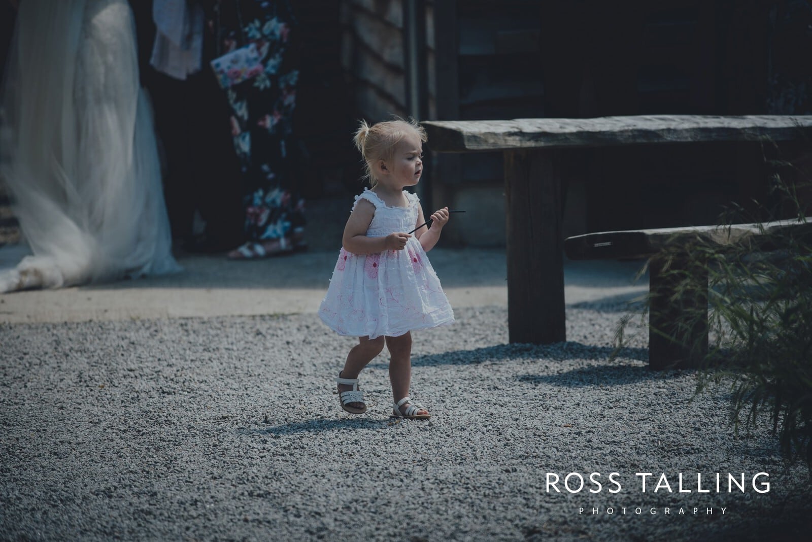zara-adey-nancarow-farm-wedding-photography-cornwall_0074