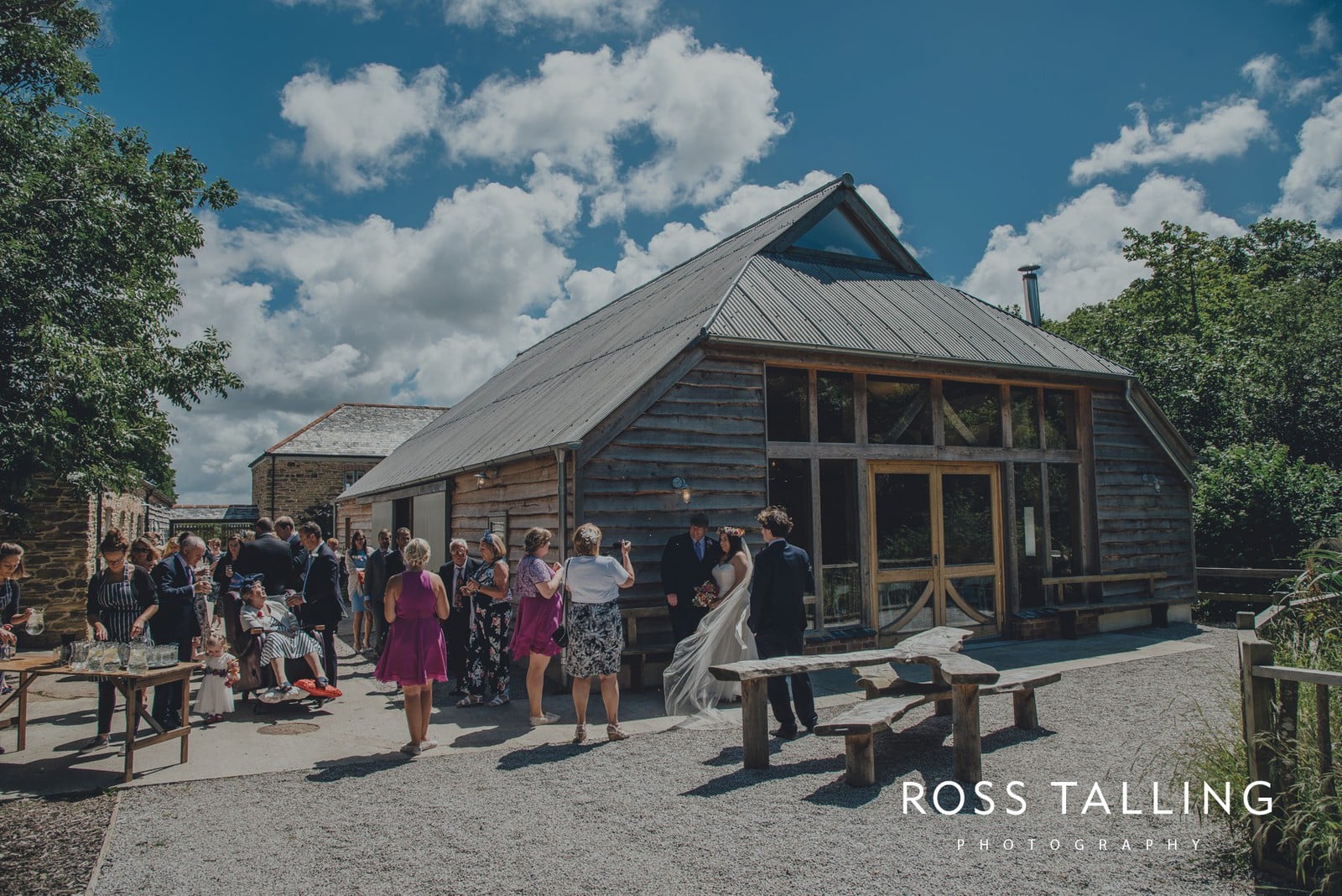 zara-adey-nancarow-farm-wedding-photography-cornwall_0073