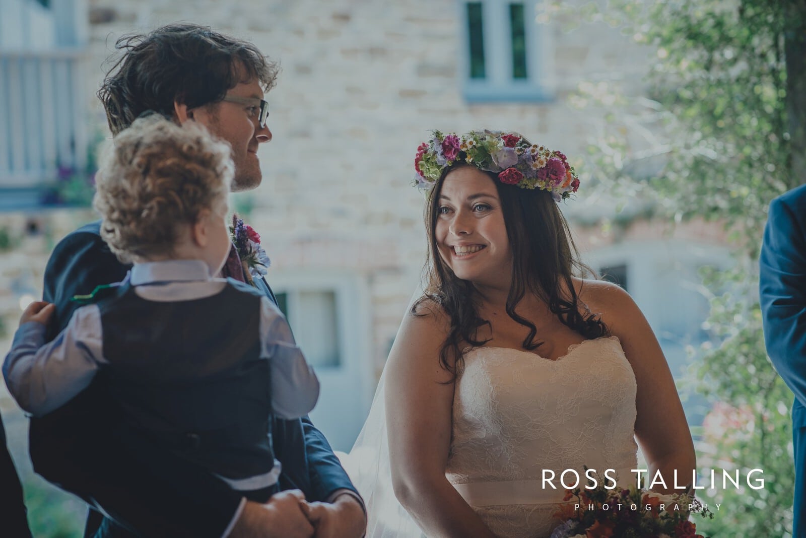 zara-adey-nancarow-farm-wedding-photography-cornwall_0053
