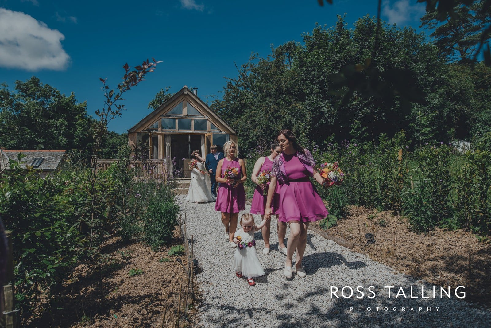 zara-adey-nancarow-farm-wedding-photography-cornwall_0044