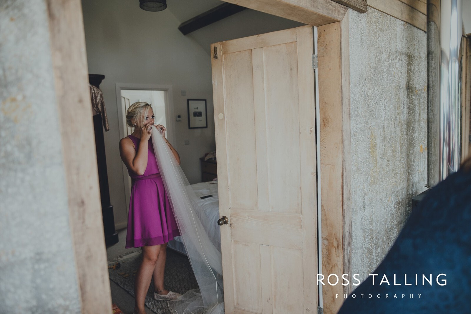 zara-adey-nancarow-farm-wedding-photography-cornwall_0039