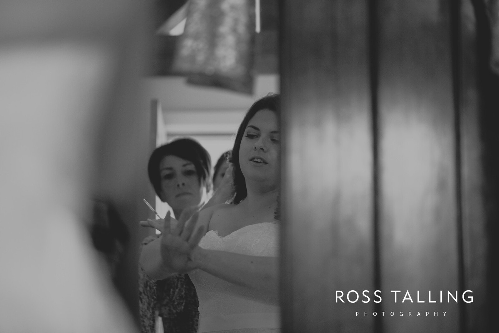 zara-adey-nancarow-farm-wedding-photography-cornwall_0034