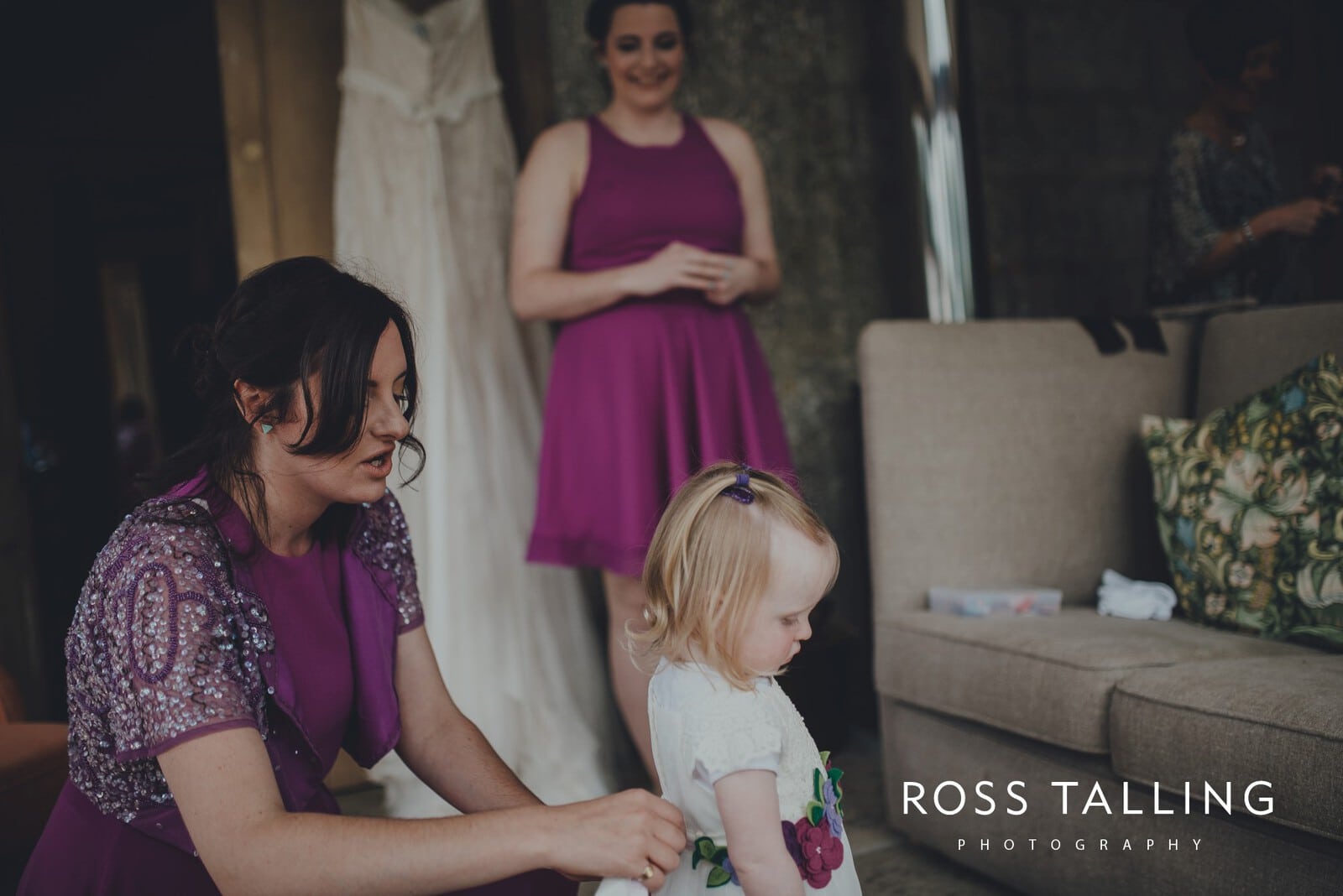zara-adey-nancarow-farm-wedding-photography-cornwall_0025