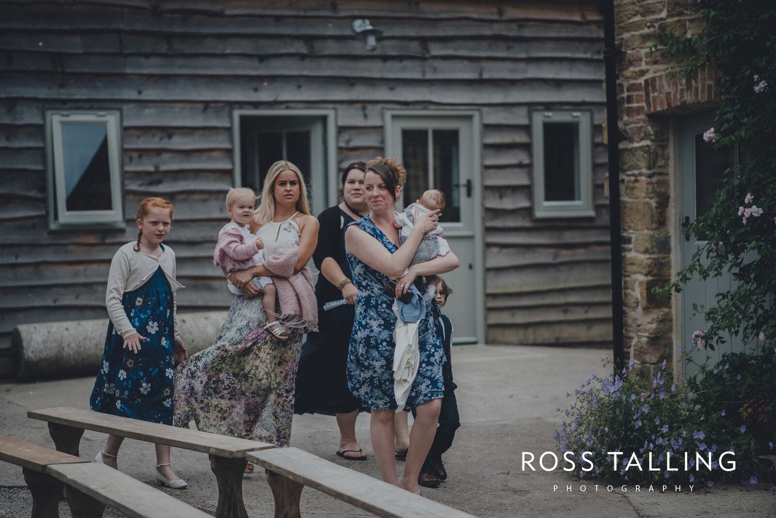 zara-adey-nancarow-farm-wedding-photography-cornwall_0020