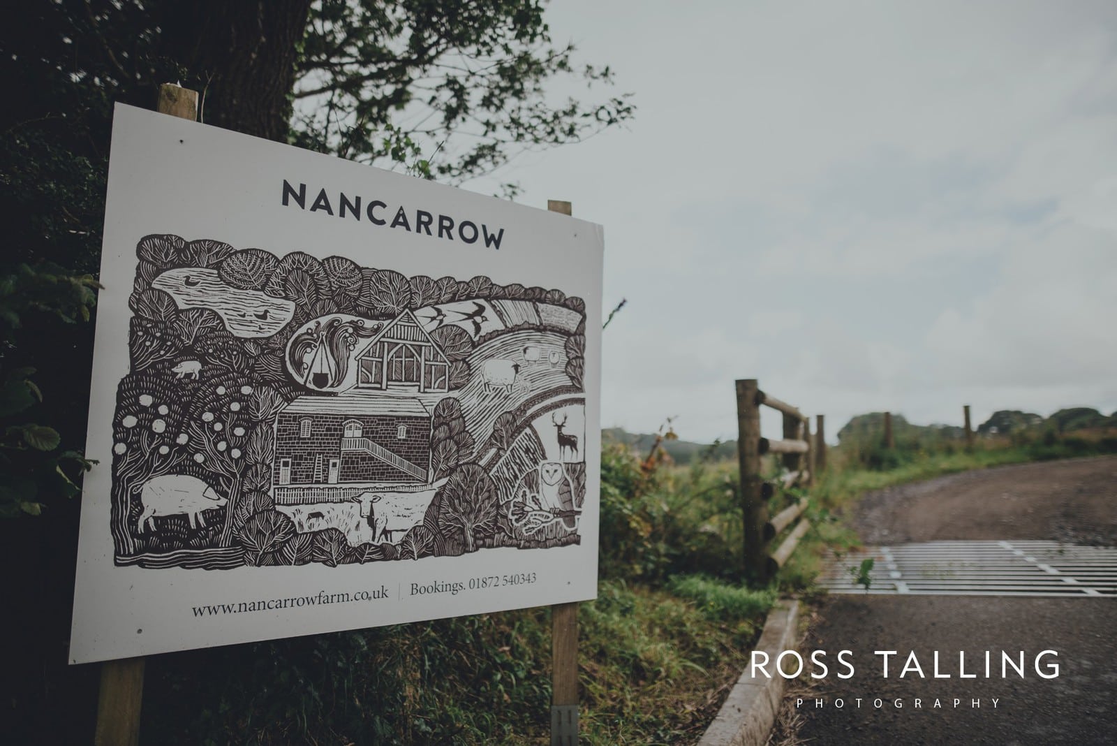 zara-adey-nancarow-farm-wedding-photography-cornwall_0000
