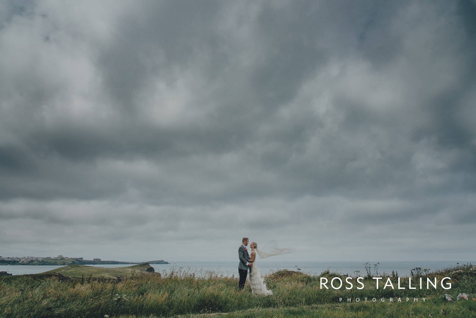 Steff & Lee Wedding Photography Cornwall_0151