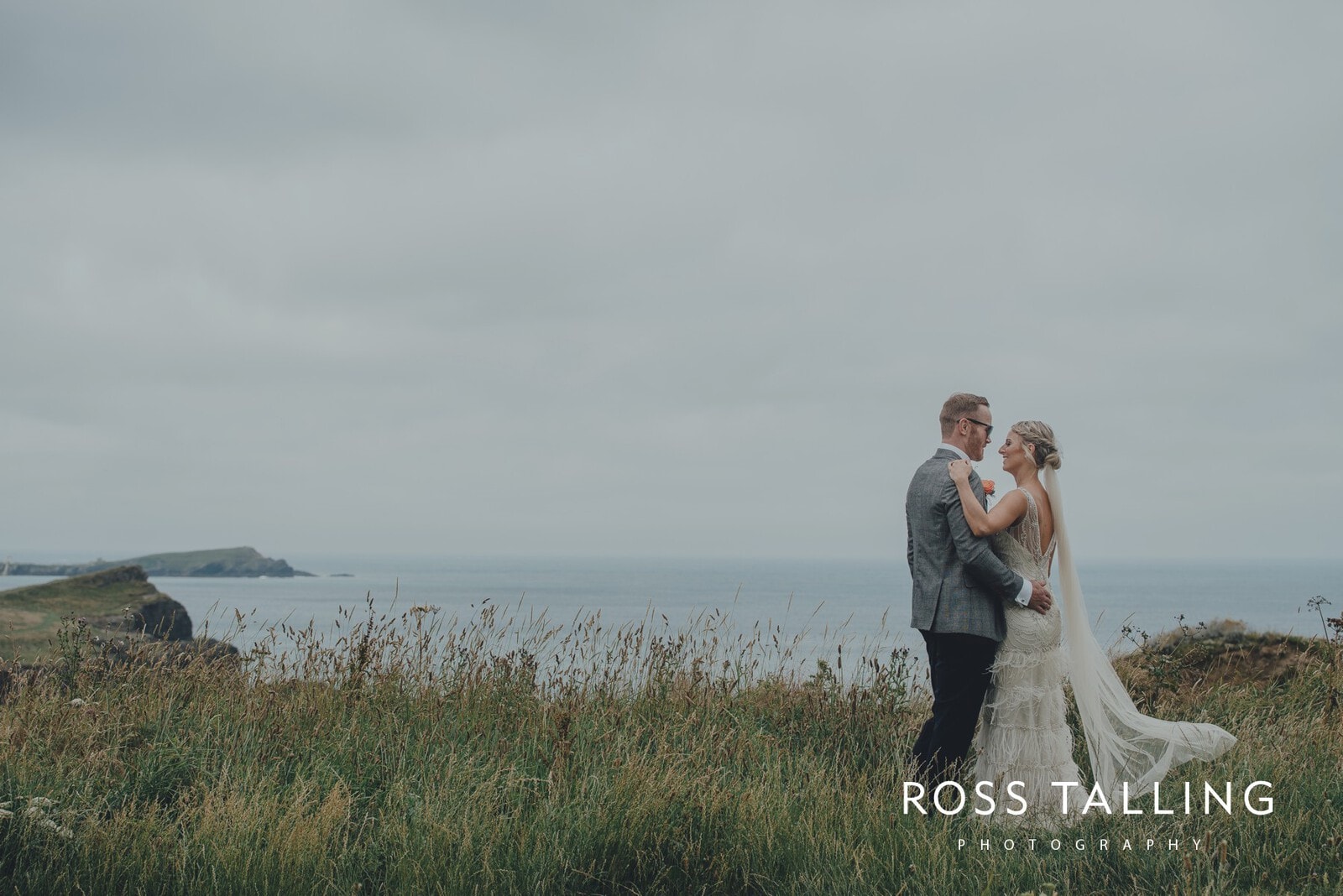 Steff & Lee Wedding Photography Cornwall_0143