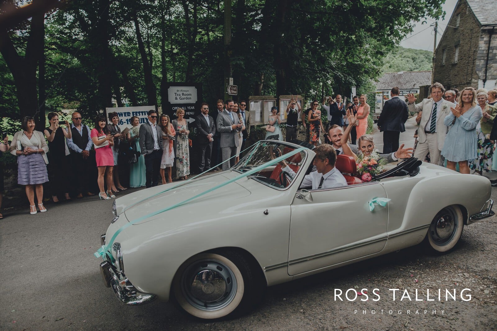Steff & Lee Wedding Photography Cornwall_0131