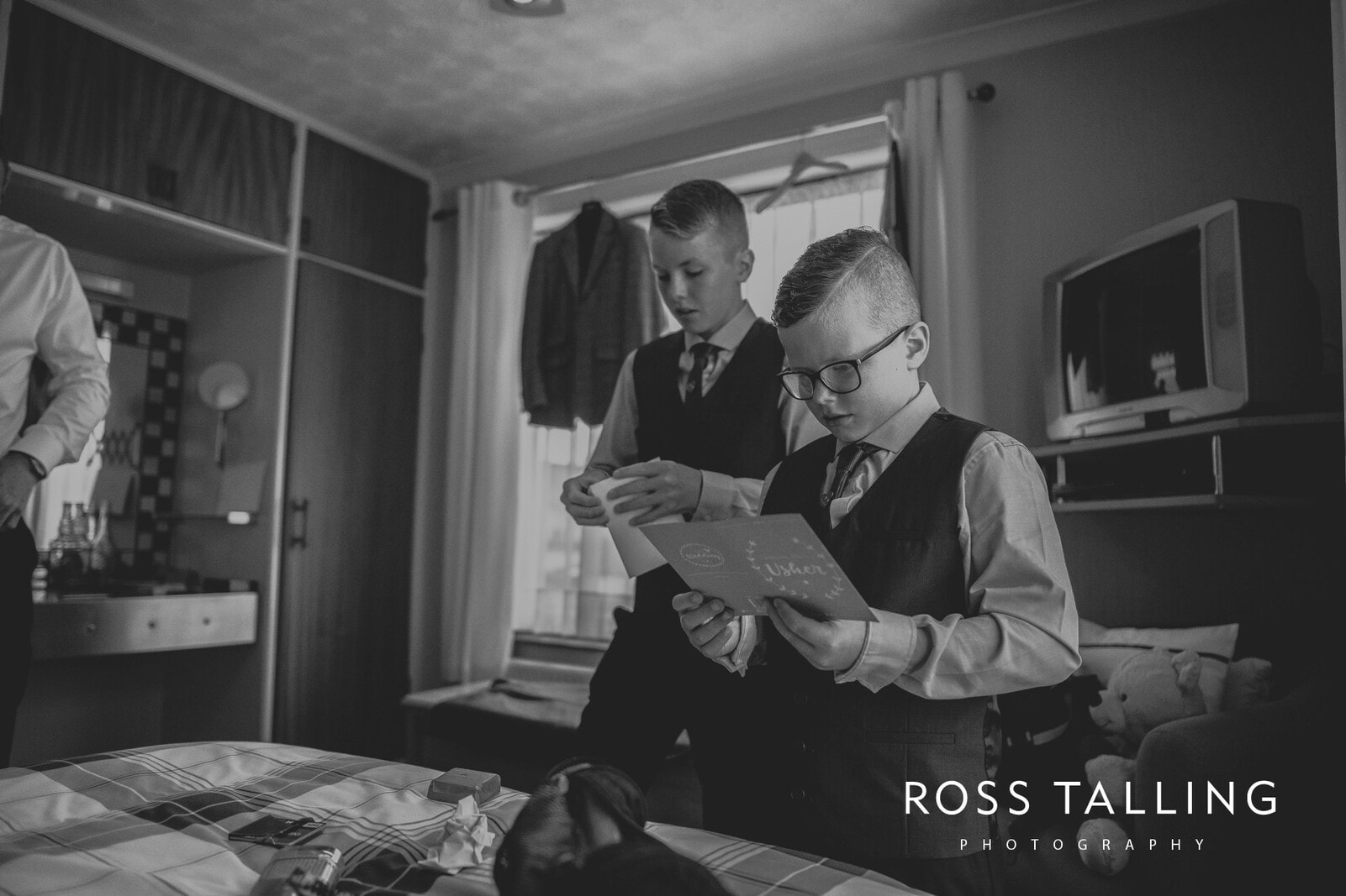 Steff & Lee Wedding Photography Cornwall_0011