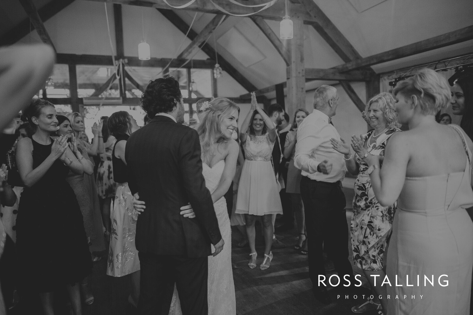 jack-caros-nancarrow-farm-wedding-photography_0257