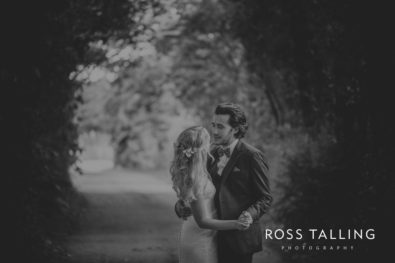jack-caros-nancarrow-farm-wedding-photography_0241