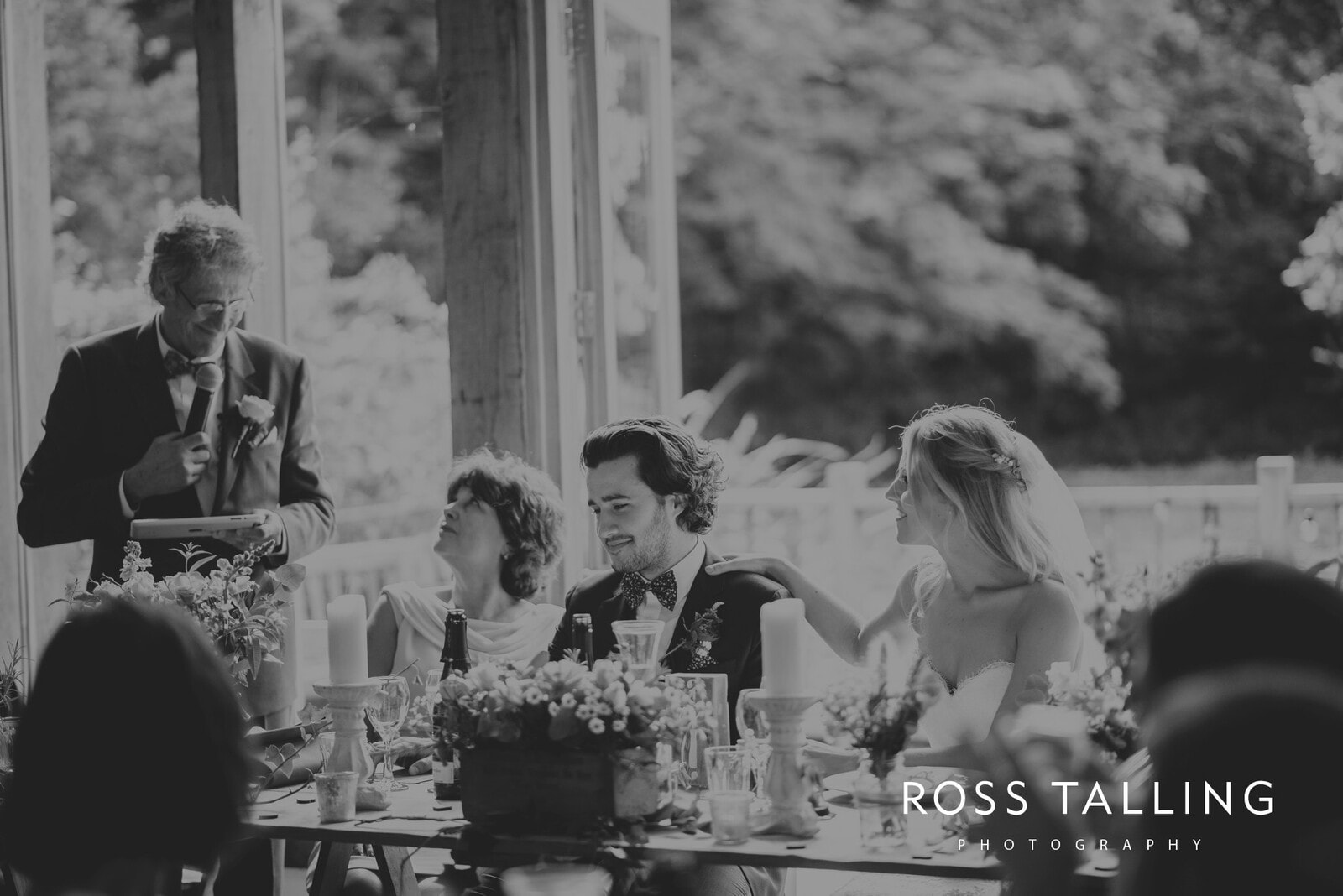 jack-caros-nancarrow-farm-wedding-photography_0166